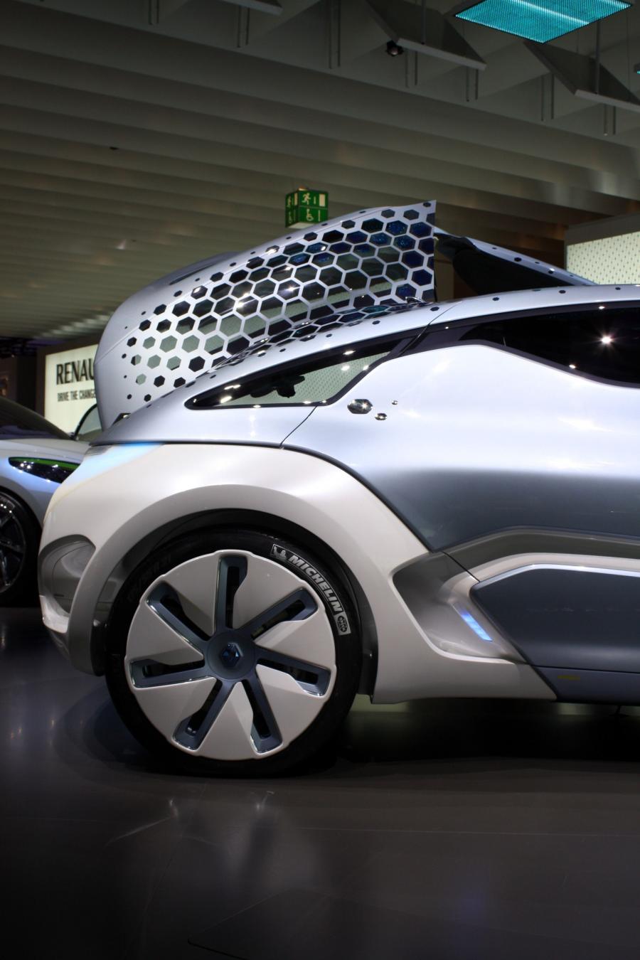  Renault ZOE Z.E. Concept 2009 года  (фото 46 из 95)
